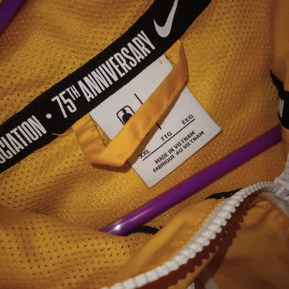 Nike full zip Windrunner sz XXL Lakers - Picture 4 of 7